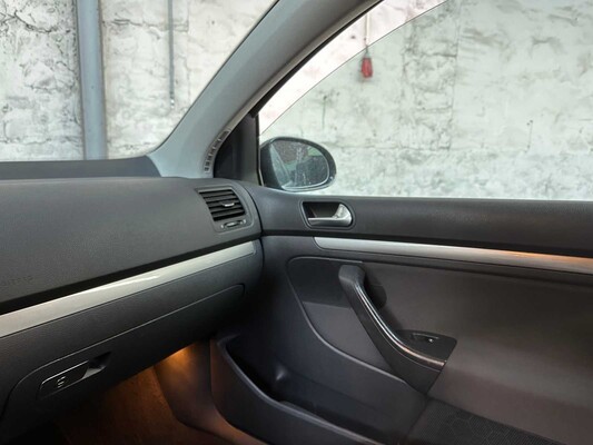 Volkswagen Golf 1.6 FSI Sportline 105pk 2006, 90-SL-JZ