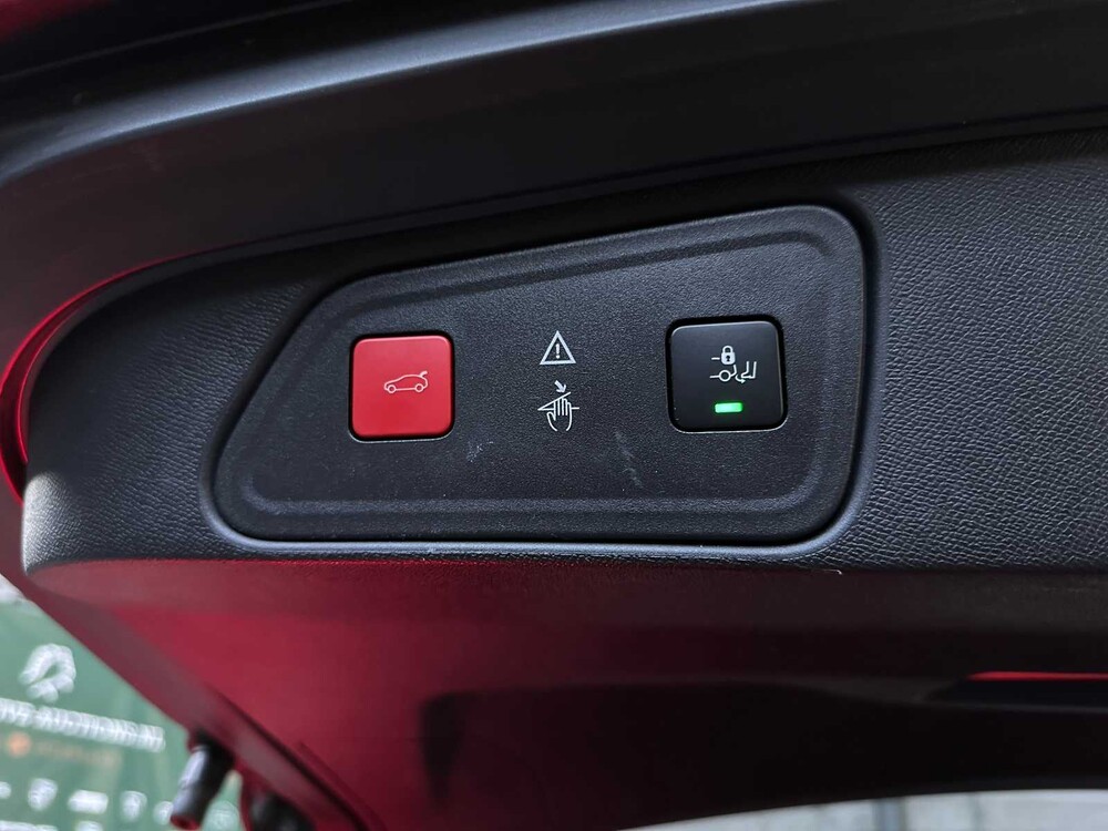 Peugeot 3008 1.2 PureTech BL Prem 131hp 2020, G-568-ZG