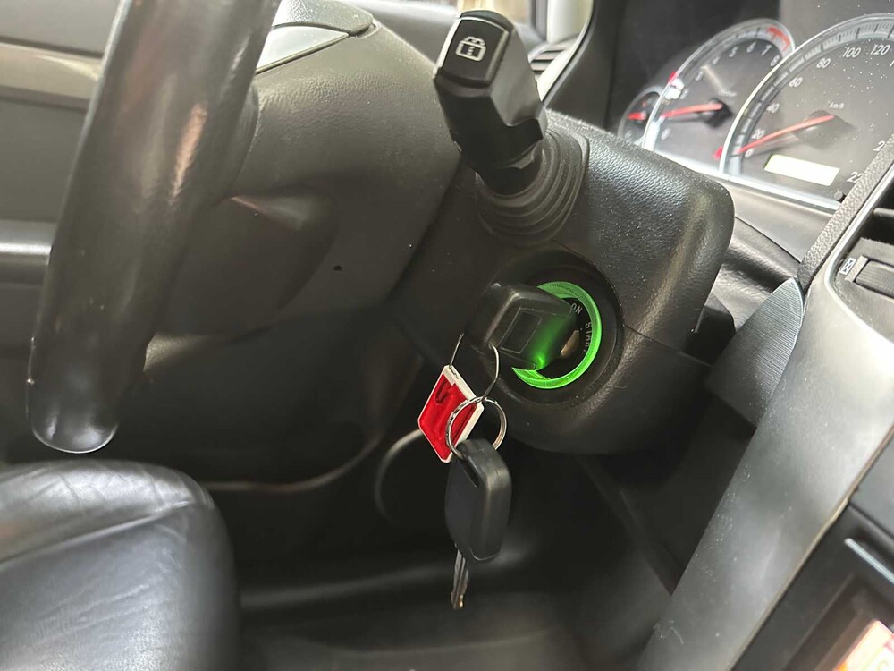 Chevrolet Captiva 3.2i Executive 230hp 2007, 93-XD-SL