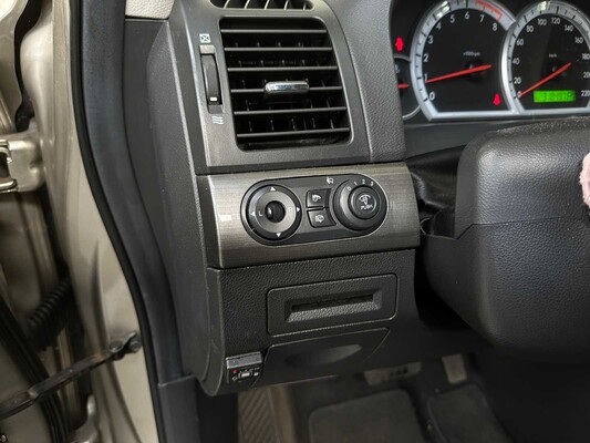 Chevrolet Captiva 3.2i Executive 230pk 2007, 93-XD-SL