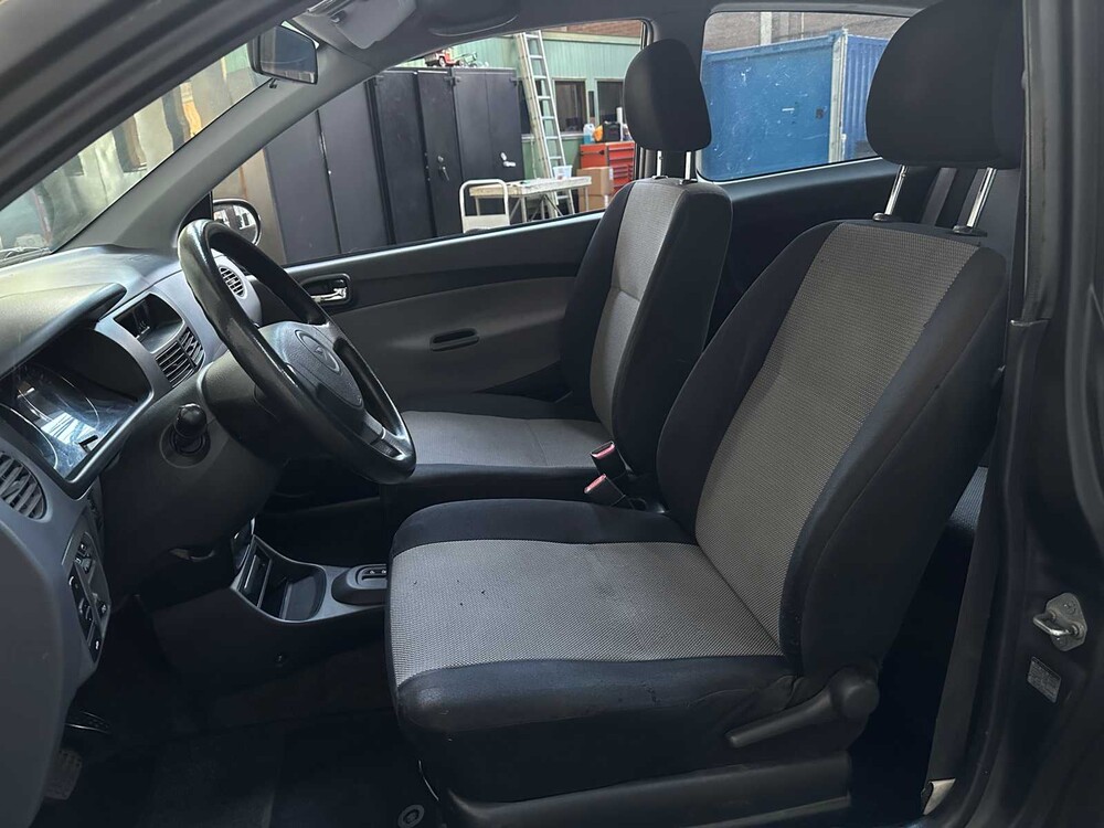 Daihatsu Cuore 1.0-12V Nagano -Automatic- 58hp 2005, 43-RT-NJ