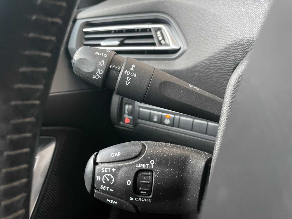 Peugeot 308 SW 1.2 PureT.Blue L. Al 131hp 2021, K-568-HK