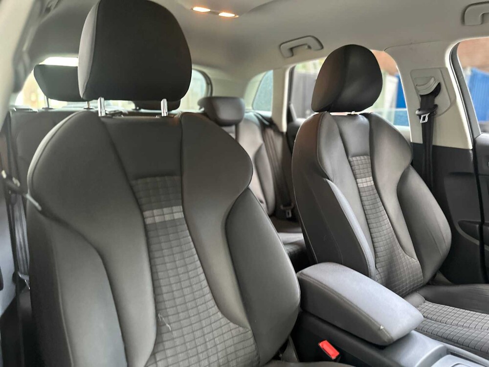 Audi A3 Sportback 1.4 TFSI Ambition Pro Line plus 122hp 2013, 7-KVL-29