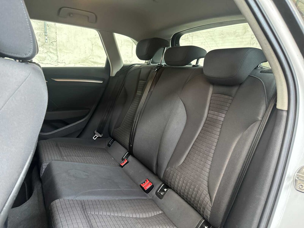 Audi A3 Sportback 1.4 TFSI Ambition Pro Line plus 122hp 2013, 7-KVL-29