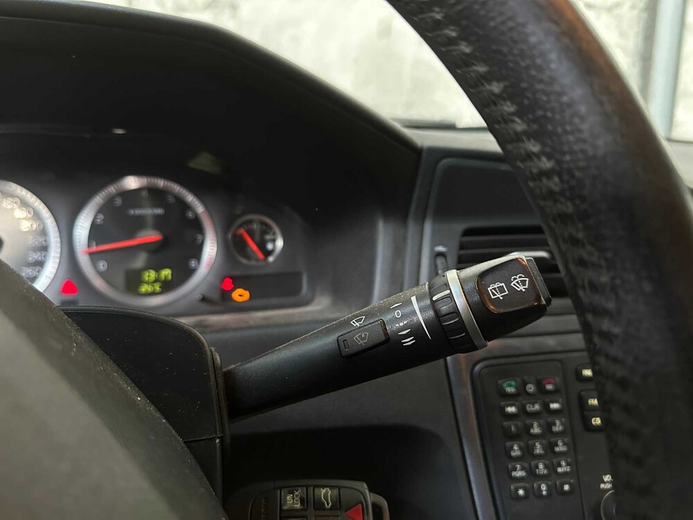 Volvo V70 2.4 SUPREME 170hp 2006, 20-RHB-1