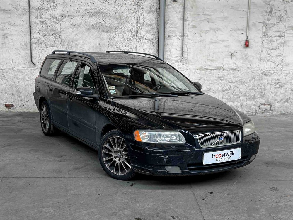 Volvo V70 2.4 SUPREME 170hp 2006, 20-RHB-1