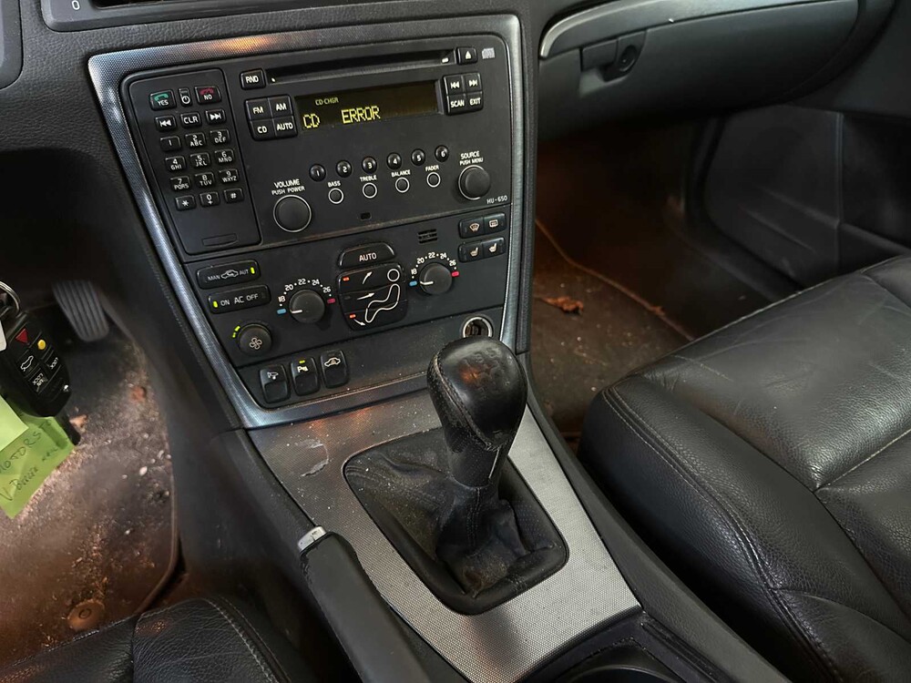 Volvo V70 2.4 SUPREME 170hp 2006, 20-RHB-1