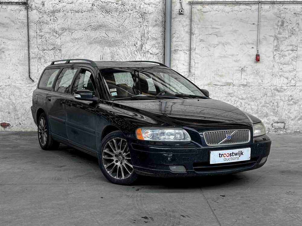 Volvo V70 2.4 SUPREME 170hp 2006, 20-RHB-1