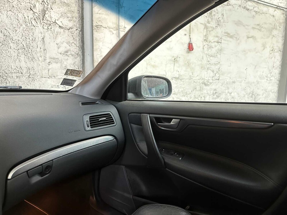 Volvo V70 2.4 SUPREME 170hp 2006, 20-RHB-1