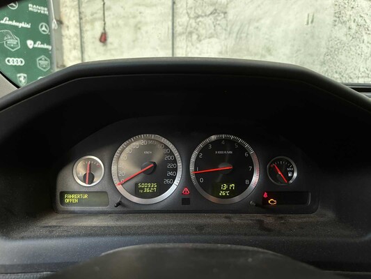 Volvo V70 2.4 SUMMUM 170pk 2006, 20-RHB-1