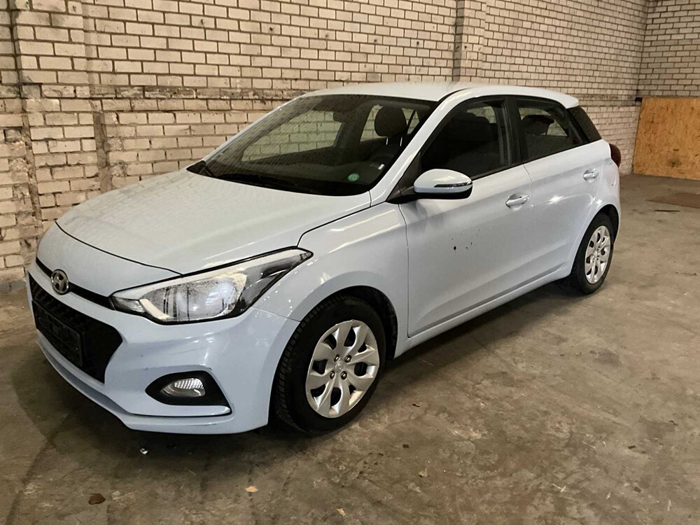 Hyundai i20 Active 49769km year of manufacture:2019