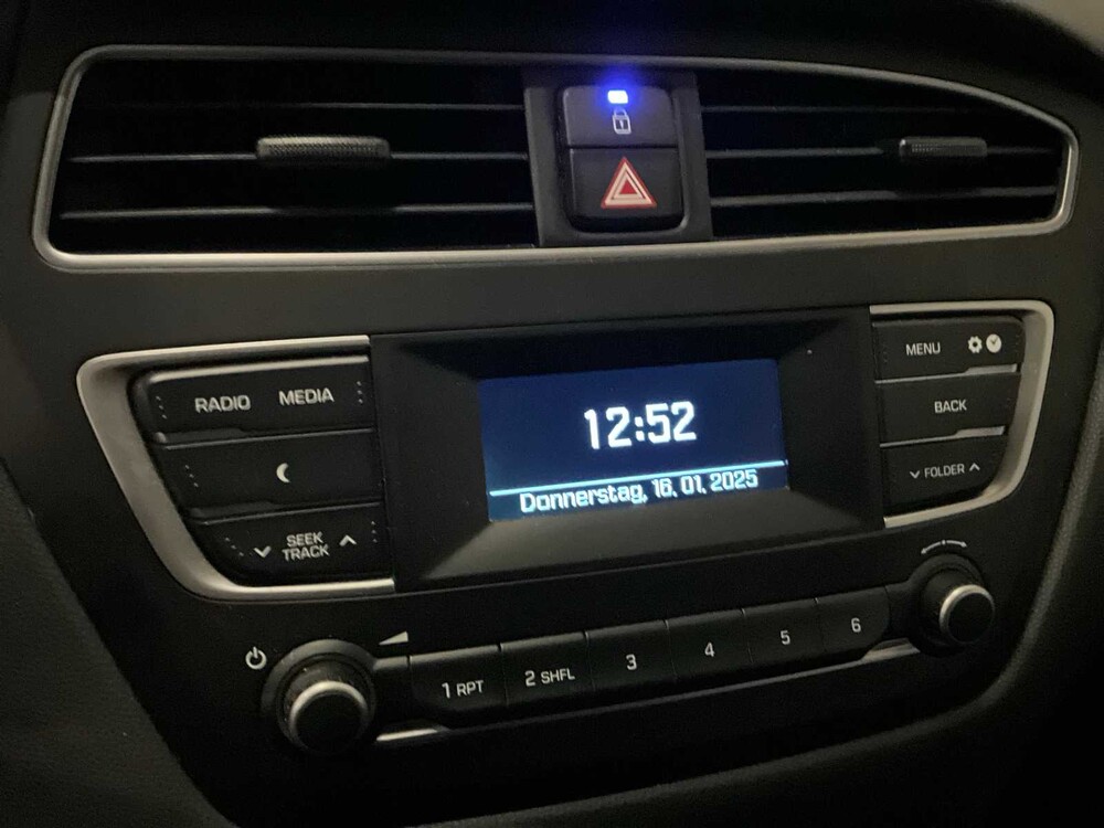 Hyundai i20 Active 49769km year of manufacture:2019