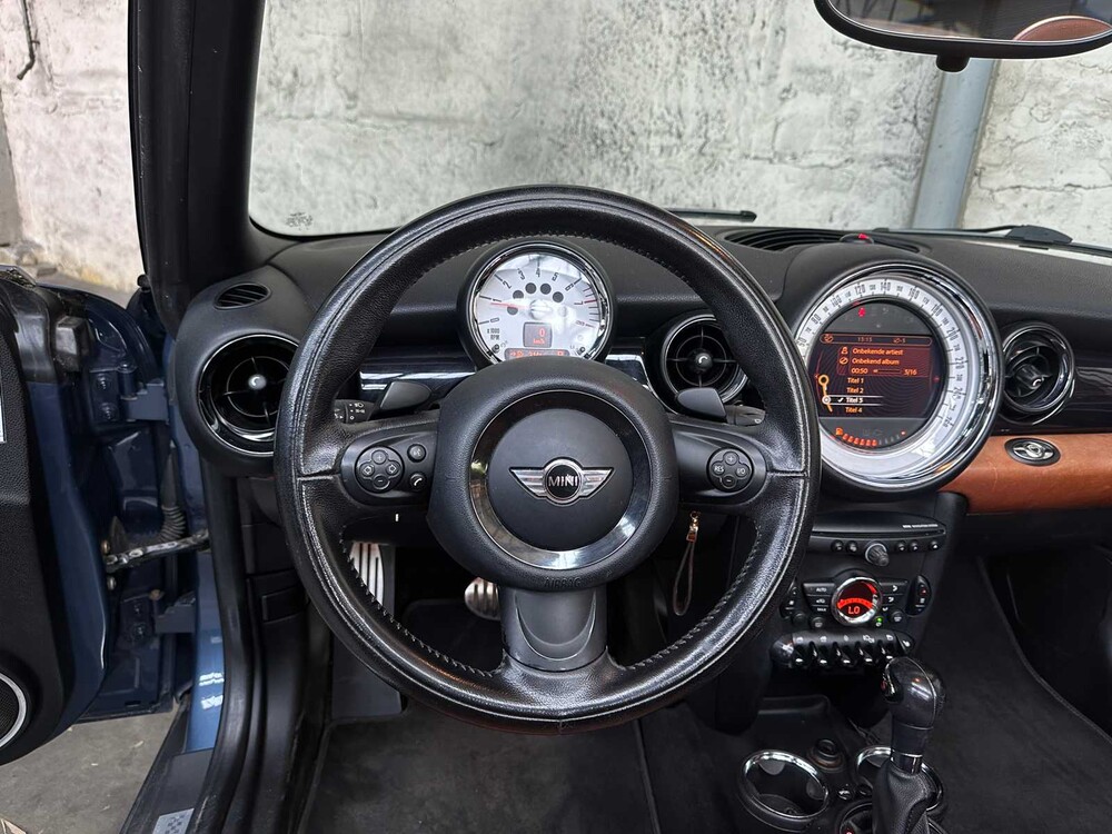 Mini Cooper S Chile Cabriolet 1.6 184hp 2010 (automatic), 42-NVF-9