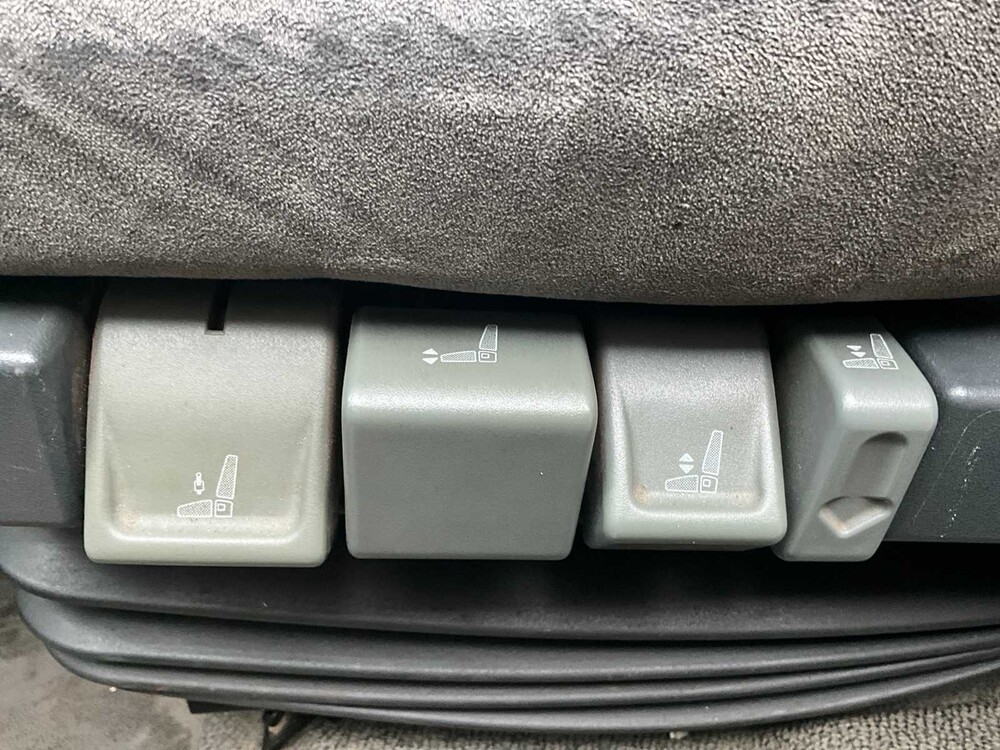 DAF FA LF 55.220 Truck with open loading floor 805x250cm (2007), 36-BKX-7