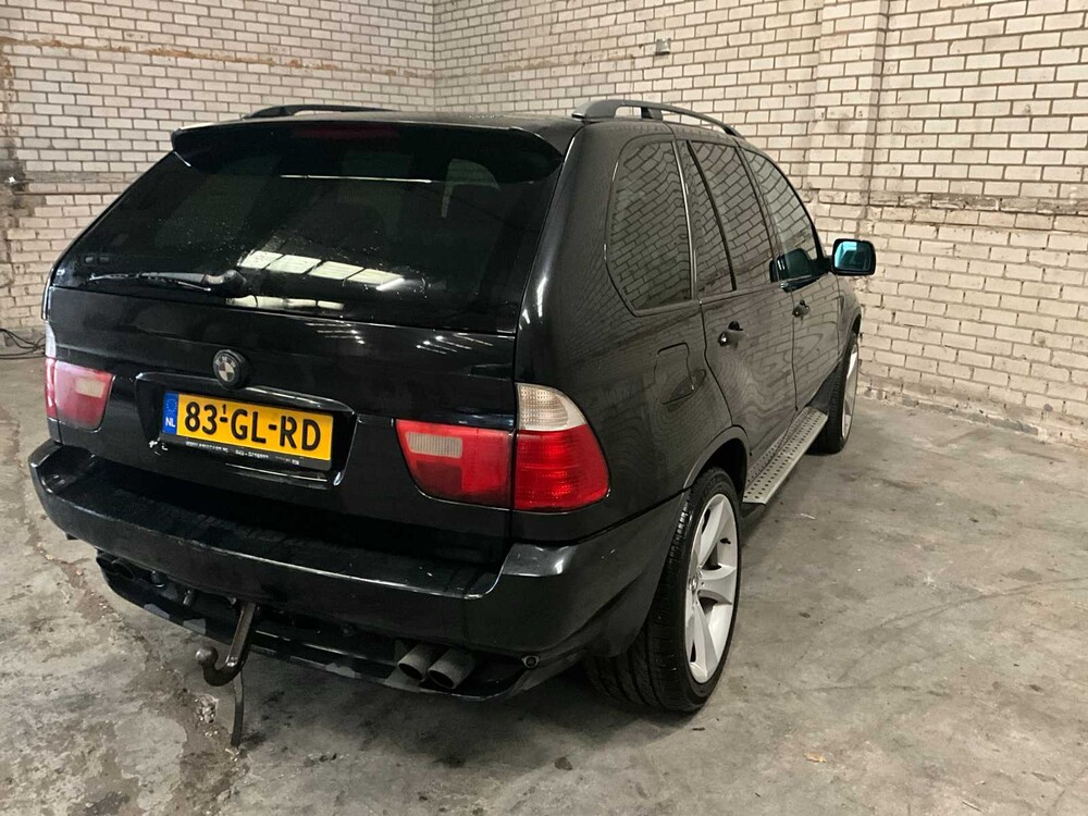Bmw X5 4.4L 8 cylinder Year: 2001, 83-GL-RD