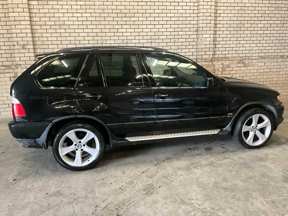 Bmw X5 4.4L 8 cylinder Year: 2001, 83-GL-RD
