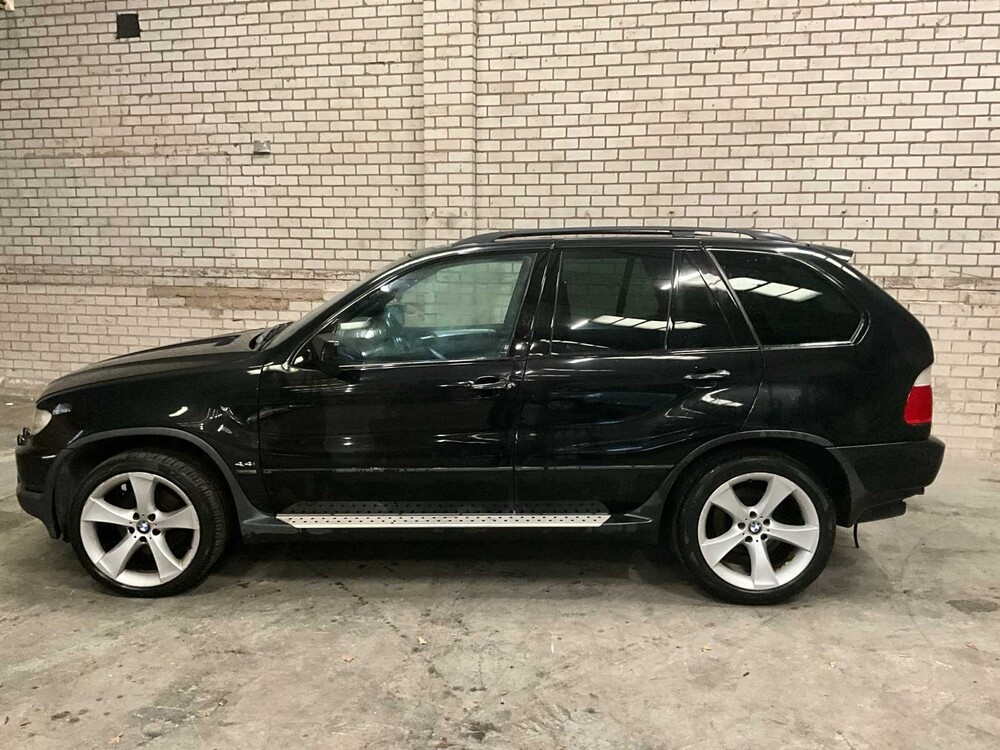 Bmw X5 4.4L 8 cylinder Year: 2001, 83-GL-RD