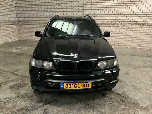 Bmw X5 4.4L 8 cilinder Bouwjaar: 2001, 83-GL-RD
