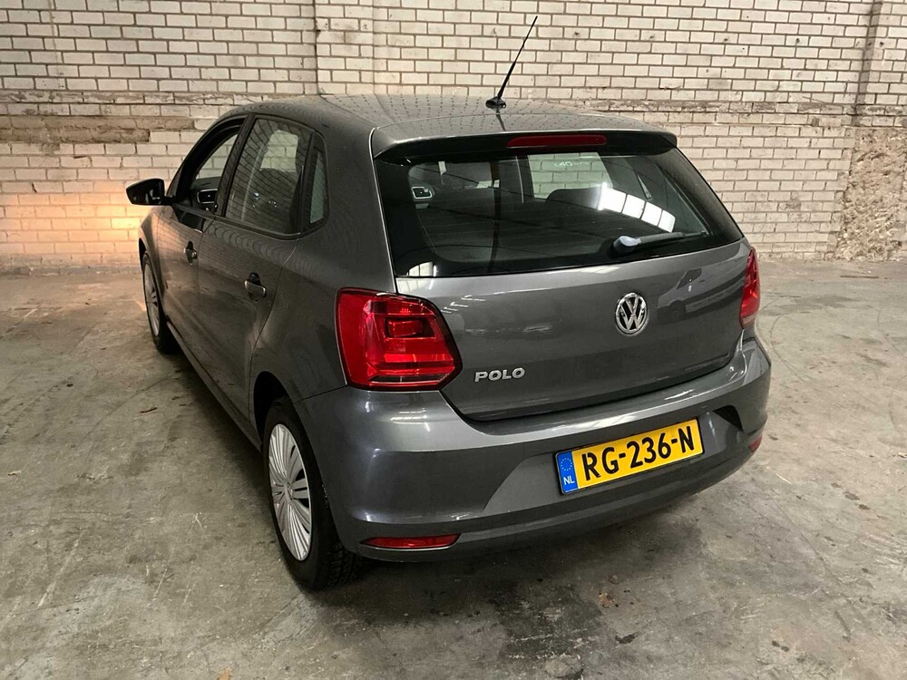 Volkswagen Polo Comfortline 149.215km Year of manufacture: 2015, RG-236-N