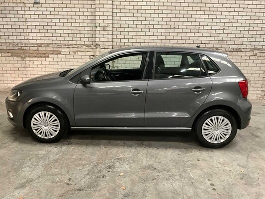 Volkswagen Polo Comfortline 149.215km Bouwjaar: 2015, RG-236-N