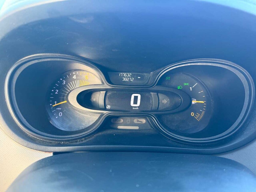 Renault - Trafic - 1.6 dCi T29 L1H2 ComYear of manufacture: 2015 VP-535-X 