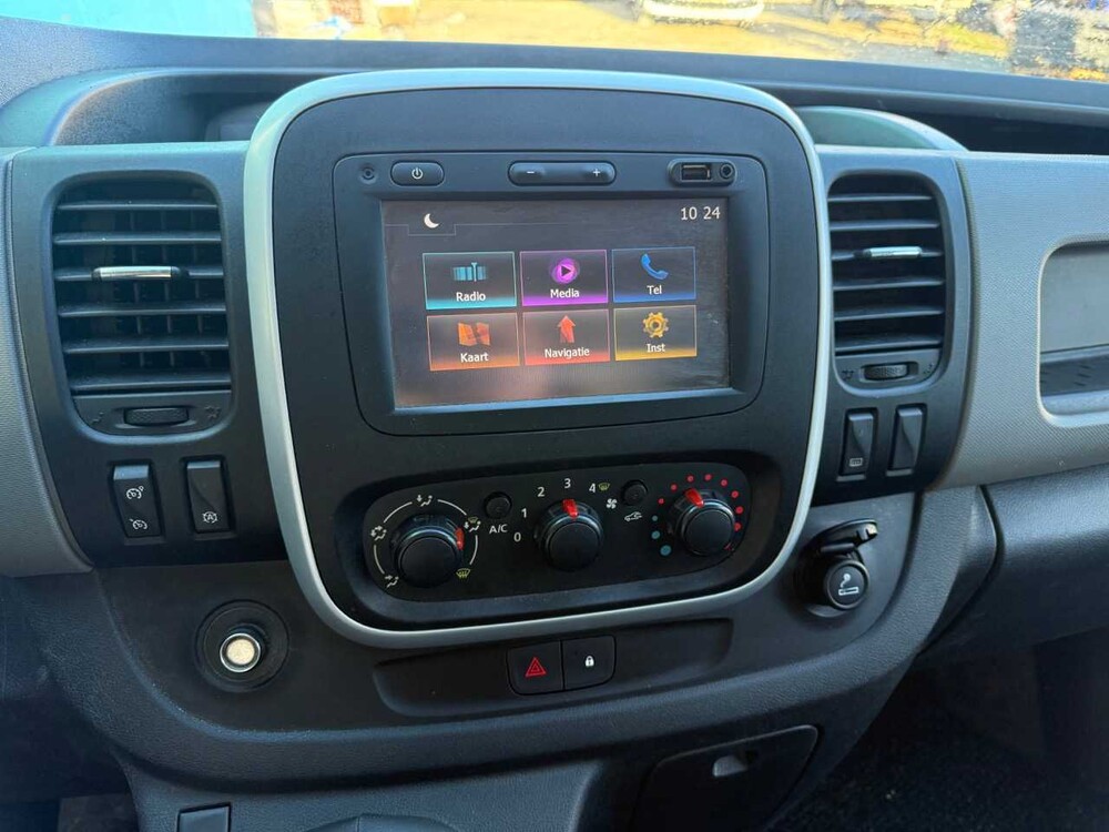 Renault - Trafic - 1.6 dCi T29 L1H2 ComYear of manufacture: 2015 VP-535-X 