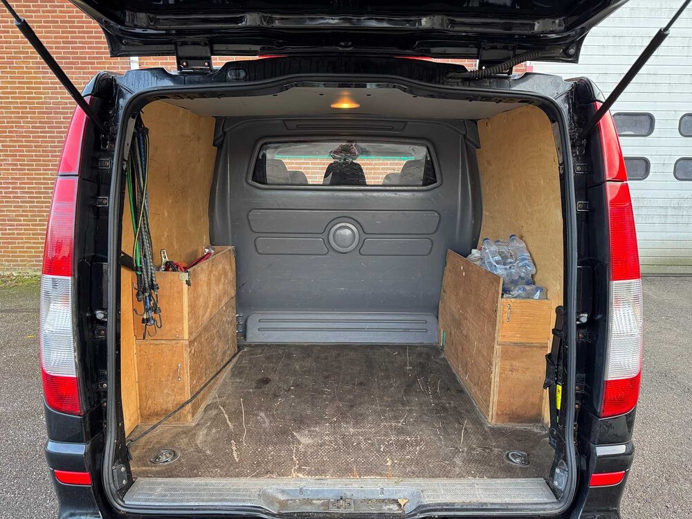 Mercedes-Benz Vito double cab 111 CDI 320 L.DC lux 453000km year of manufacture:2010, 2-VJJ-28