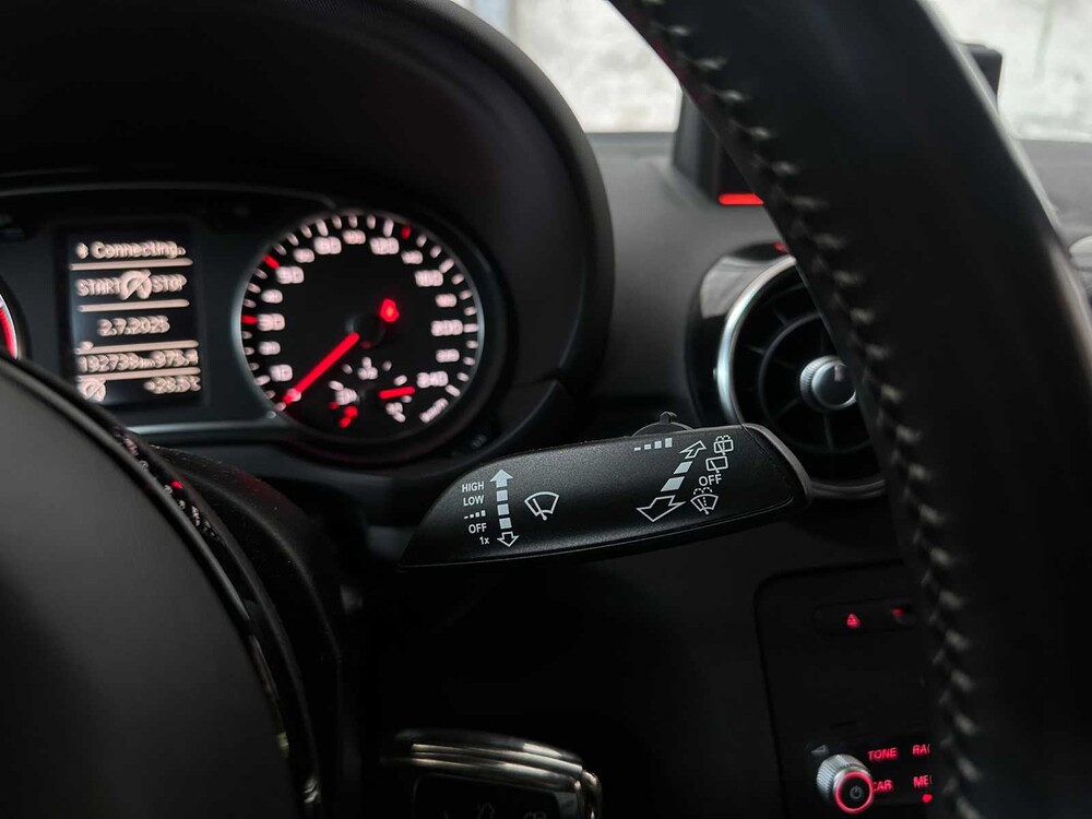 Audi A1 Sportback 1.4 TFSI S-line PDC 122hp 2013, 7-KFN-93