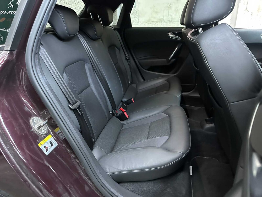 Audi A1 Sportback 1.4 TFSI S-line PDC 122hp 2013, 7-KFN-93