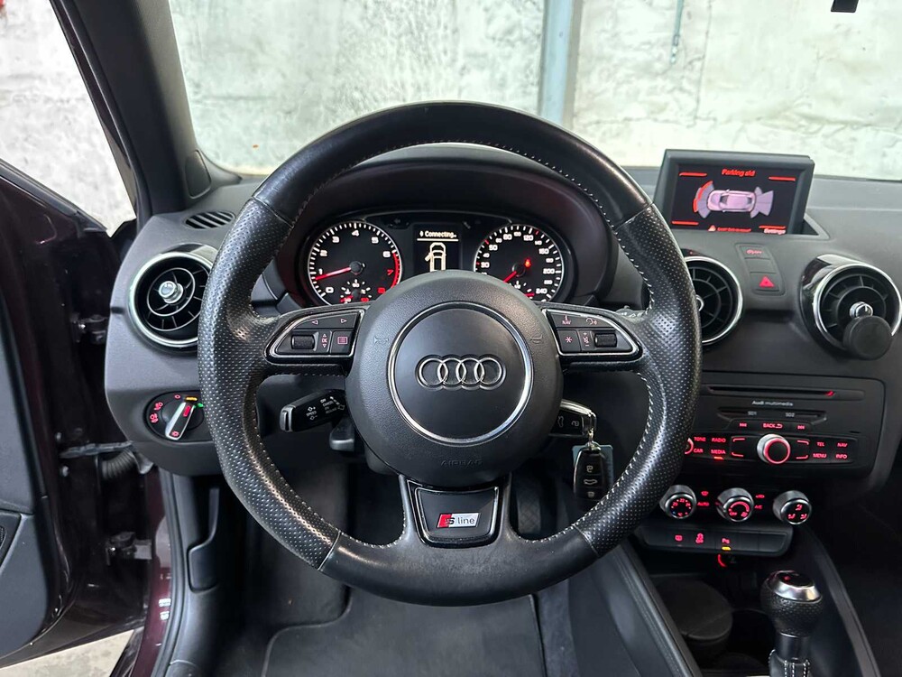 Audi A1 Sportback 1.4 TFSI S-line PDC 122hp 2013, 7-KFN-93