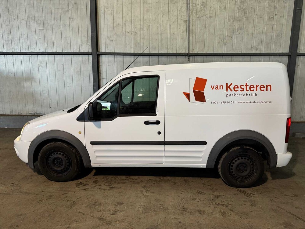 Ford - Transit Connect T220S 1.8 TDCi Trend Year: 2012 - 8-VVF-57