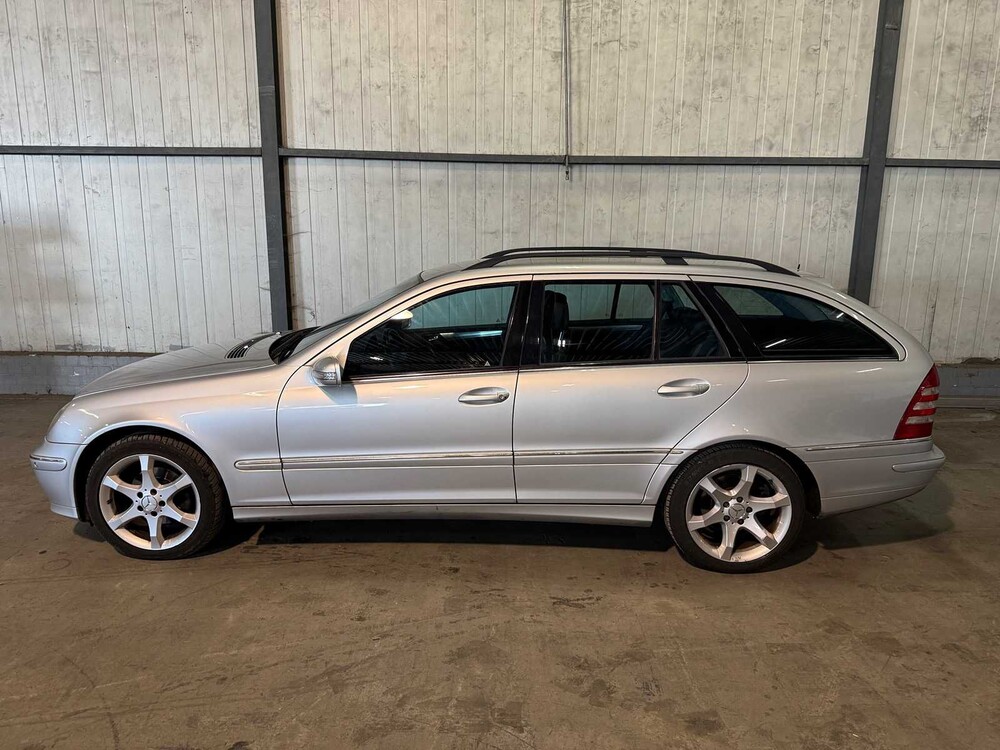 Mercedes-Benz - C-class Combi - 200 CDI Avantgarde Year: 2007 - 63-XR-BT