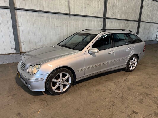 Mercedes-Benz - C-klasse Combi - 200 CDI Avantgarde Bouwjaar: 2007 - 63-XR-BT