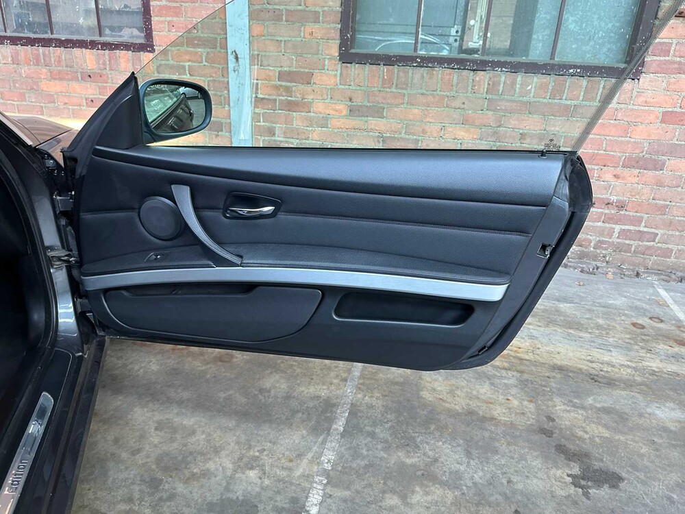 BMW 320i Corp.L.Min. Ed. 3-series Coupé 163hp 2011, 86-SPS-8