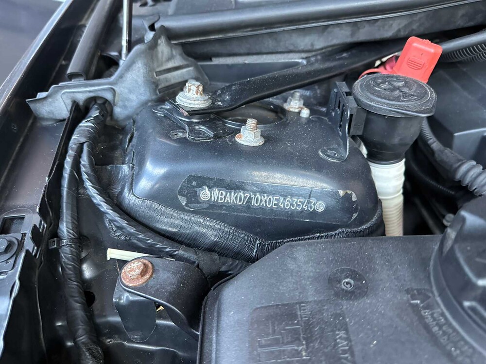 BMW 320i Corp.L.Min. Ed. 3-series Coupé 163hp 2011, 86-SPS-8