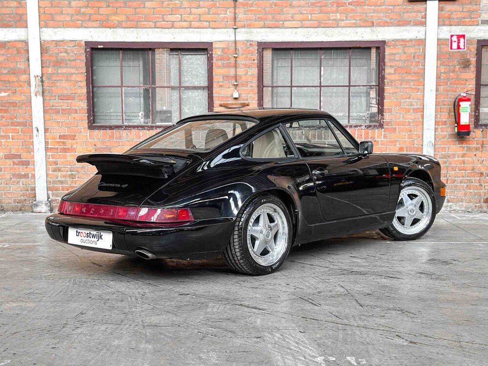 Porsche 964 Carrera 4 3.6 911 Coupe 250pk 1989 Oldtimer