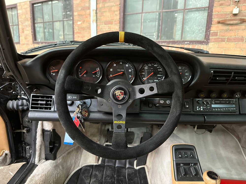 Porsche 964 Carrera 4 3.6 911 Coupe 250pk 1989 Oldtimer