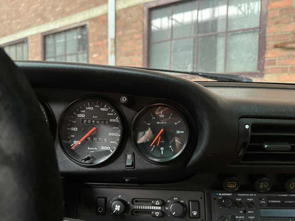 Porsche 964 Carrera 4 3.6 911 Coupe 250pk 1989 Oldtimer