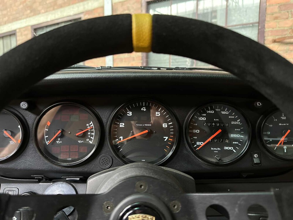Porsche 964 Carrera 4 3.6 911 Coupe 250pk 1989 Oldtimer