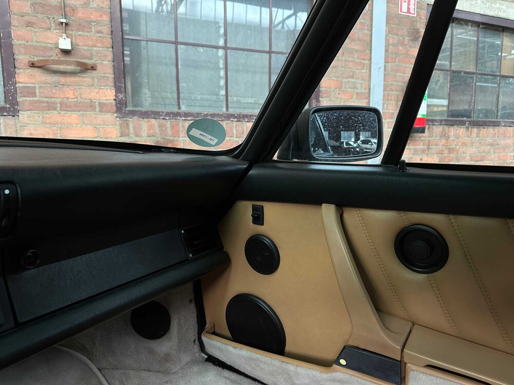Porsche 964 Carrera 4 3.6 911 Coupe 250pk 1989 Oldtimer