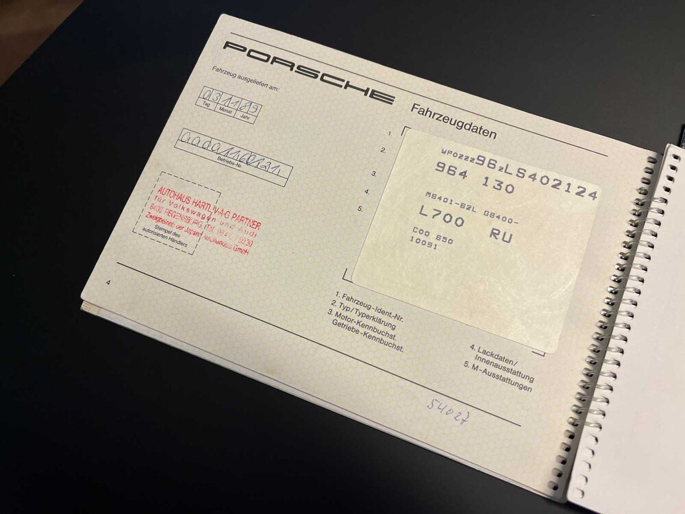 Porsche 964 Carrera 4 3.6 911 Coupe 250pk 1989 Oldtimer