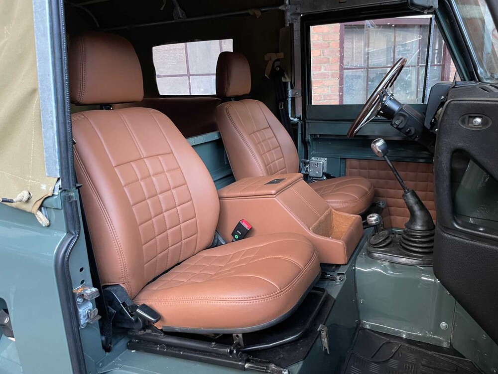 Land Rover Defender 90 Soft Top 2.5l 115pk 1993