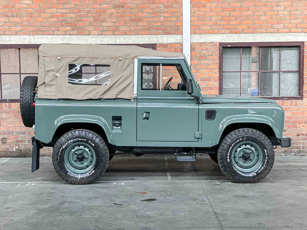 Land Rover Defender 90 Soft Top 2.5l 115pk 1993