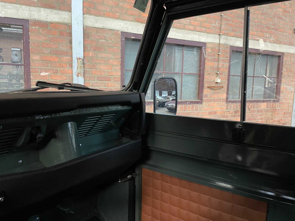 Land Rover Defender 90 Soft Top 2.5l 115pk 1993