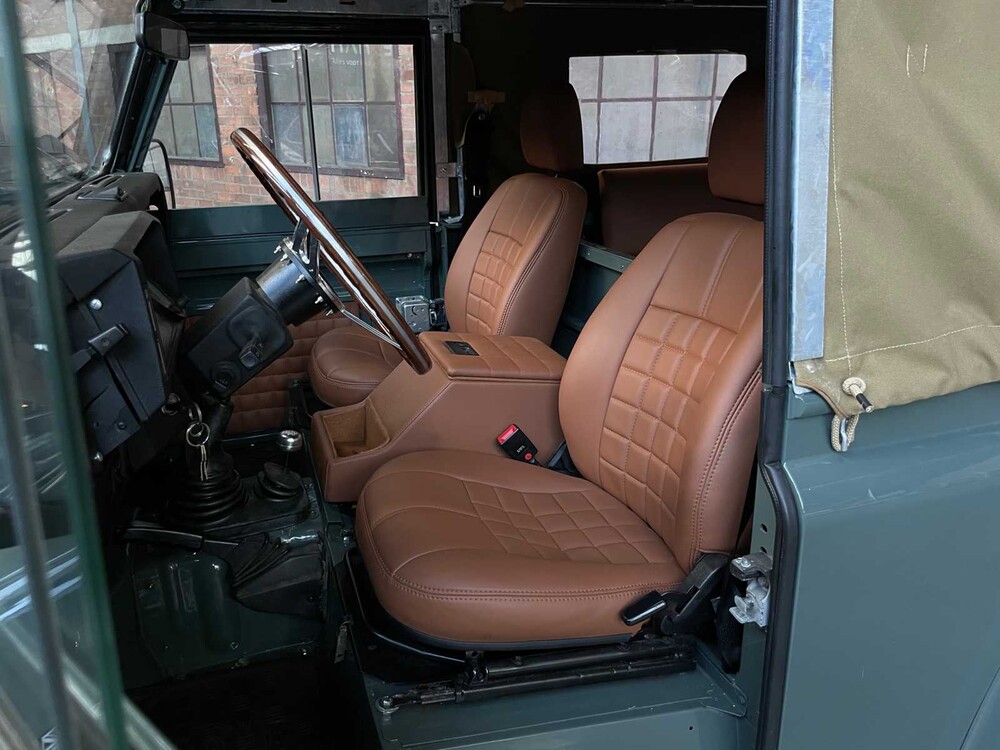 Land Rover Defender 90 Soft Top 2.5l 115pk 1993