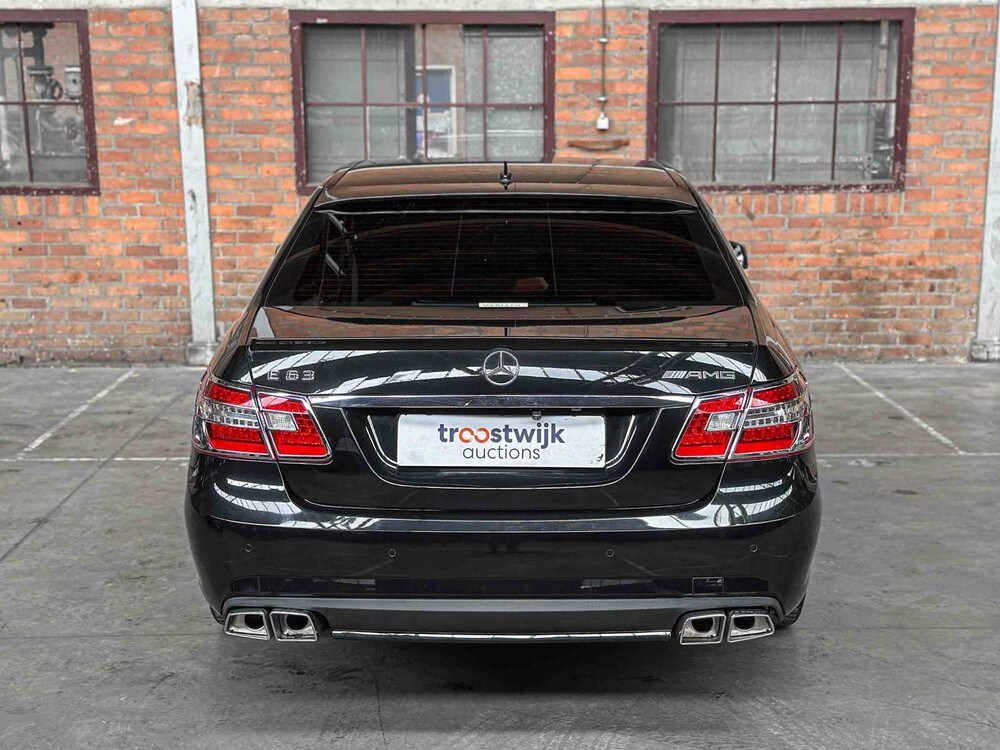 Mercedes-Benz E500 AMG 5.5 V8 388pk 2010 Youngtimer