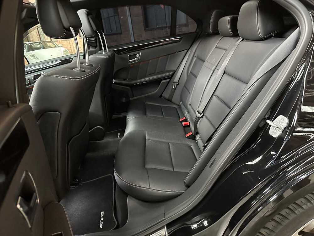 Mercedes-Benz E500 AMG 5.5 V8 388pk 2010 Youngtimer