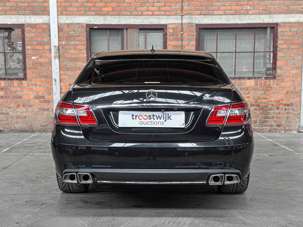 Mercedes-Benz E500 AMG 5.5 V8 388pk 2010 Youngtimer