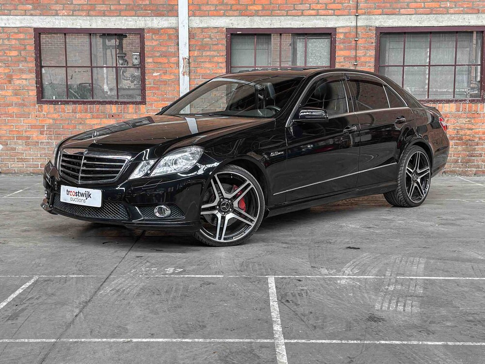 Mercedes-Benz E500 AMG 5.5 V8 388pk 2010 Youngtimer