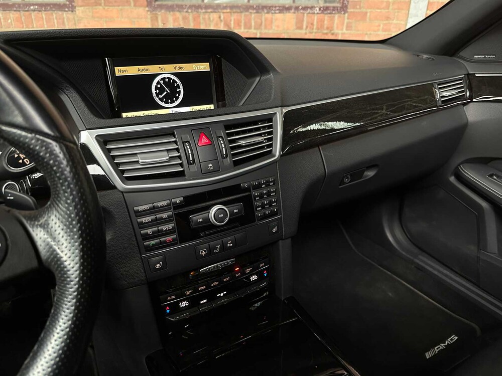 Mercedes-Benz E500 AMG 5.5 V8 388pk 2010 Youngtimer